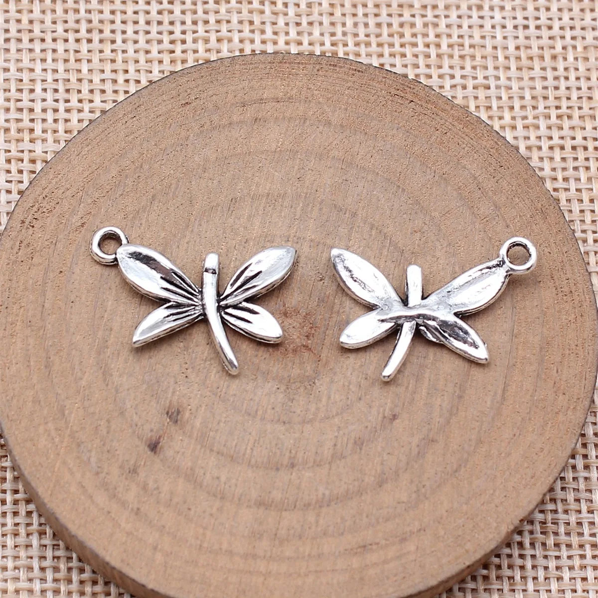 22x20mm 1.2g Antique Silver Zinc Alloy Dragonfly Charm Pendant for Necklace Bracelet Making