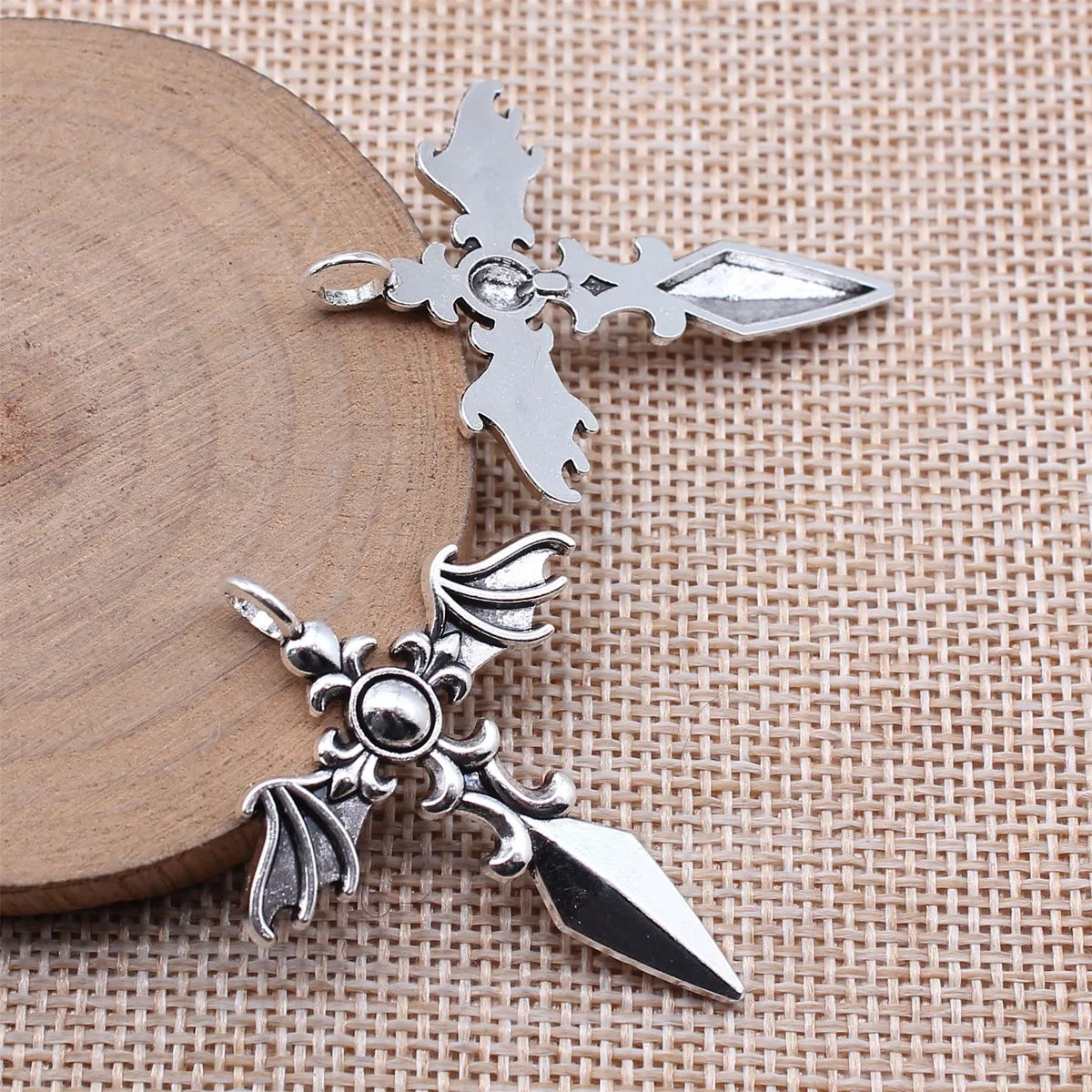 34x44mm 3g Black Antique Silver Zinc Alloy Gothic Wing Cross Charm Pendant for DIY Jewelry Making