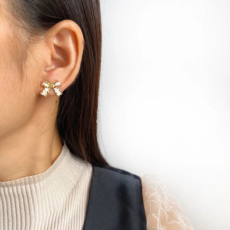Elegant Pink Enamel Bow Stud & Clip On No Piercing Gold Alloy Ribbon Knot Fashion Jewelry Earrings