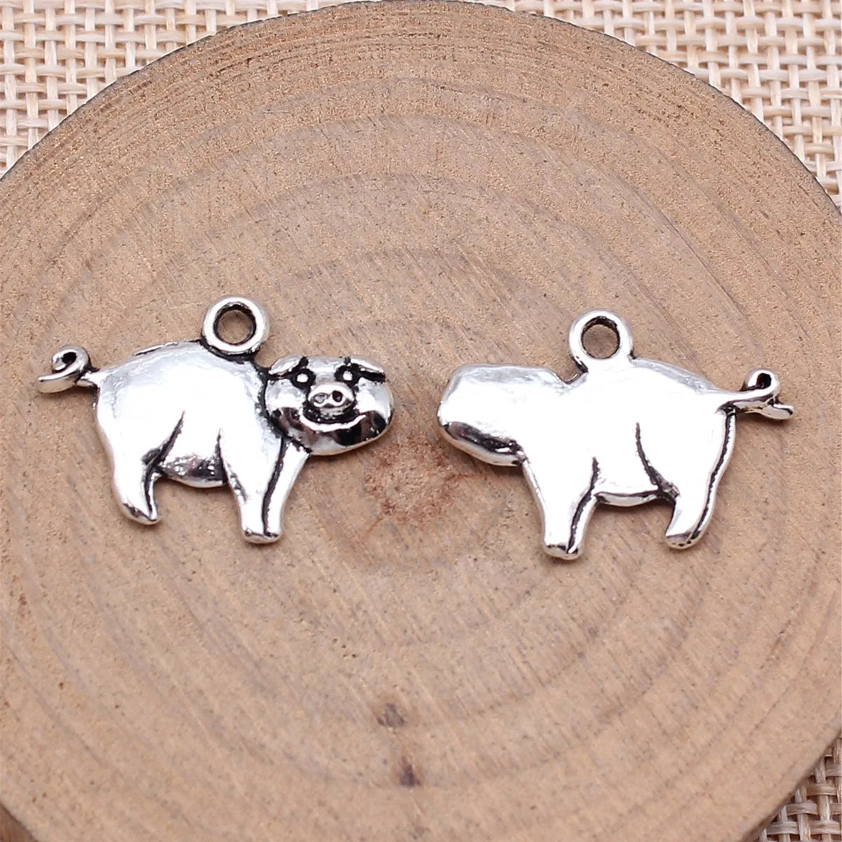 22x16mm 1.9g Antique Silver Tone Zinc Alloy Pig Charm Pendant for DIY Vintage Necklace Bracelet