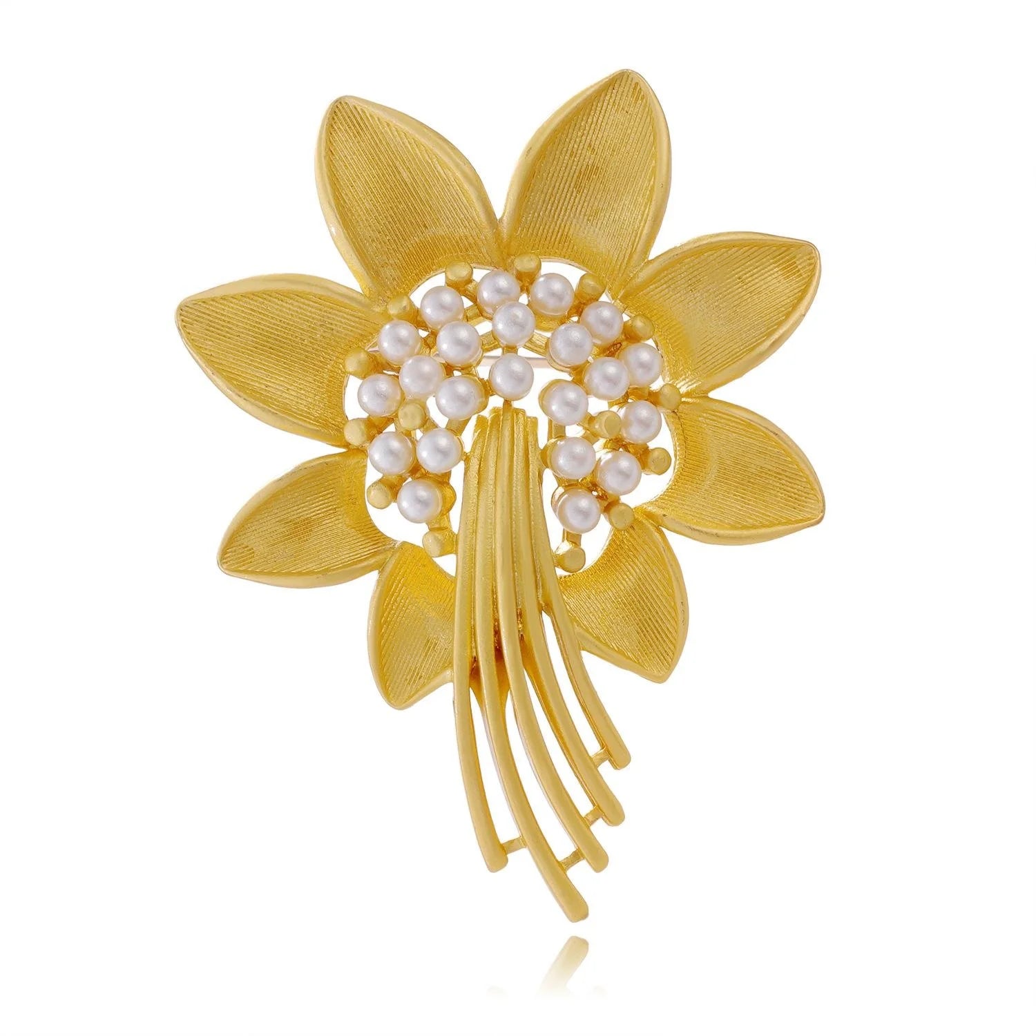 Luxury Gold Tone Alloy Sunflower Pearl Brooch, Elegant Floral Lapel Pin Corsage Suit Accessory Gift