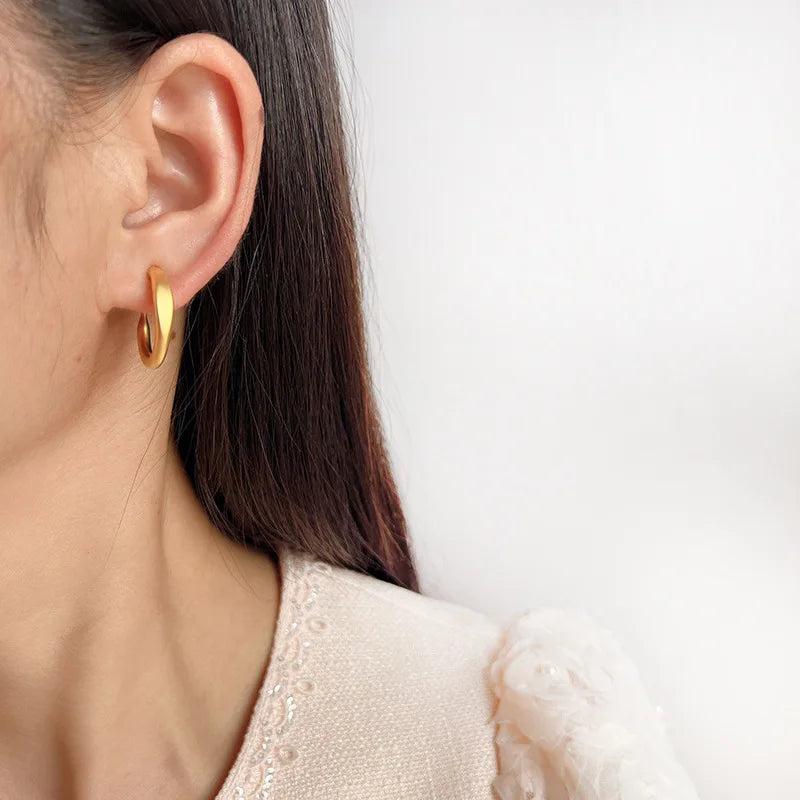 Vintage Matte Gold Alloy C-Shaped Hoop Stud & Clip On No Piercing Minimalist Round Earrings