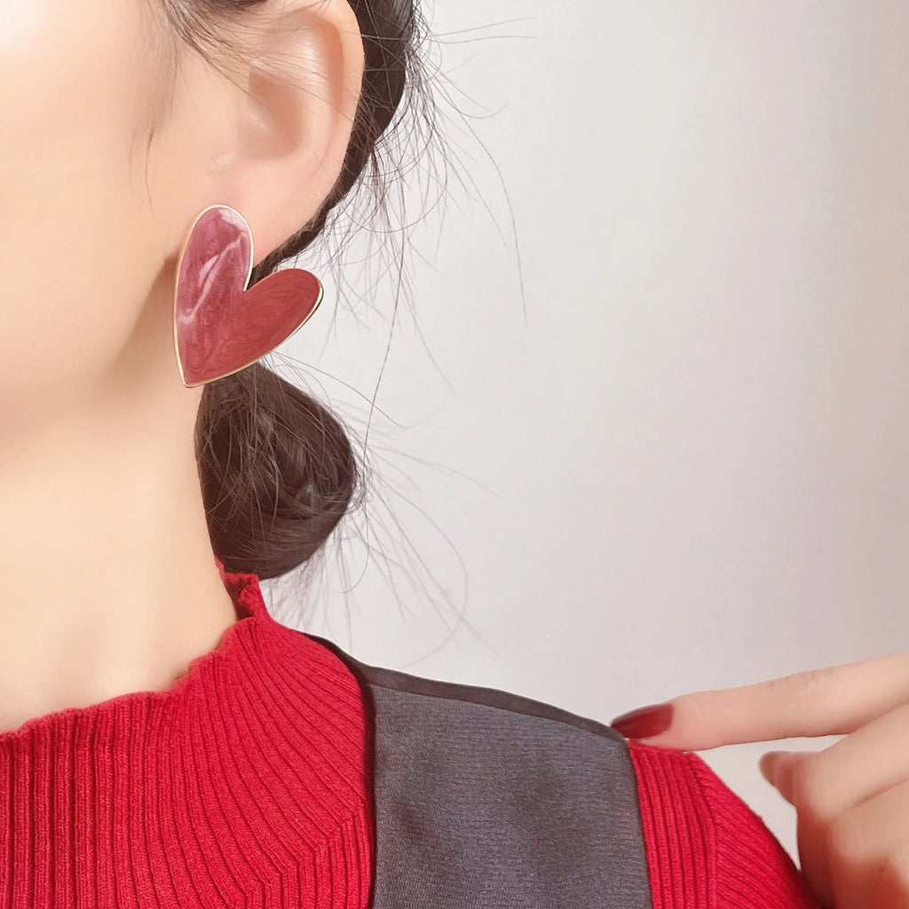 Vintage Dark Red Enamel Heart Alloy Elegant Statement Stud & Clip On No Piercing Fashion Earrings