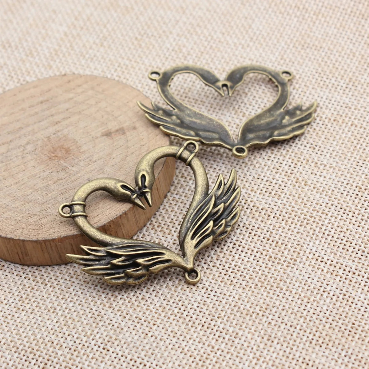53x40mm 7g Multicolor Zinc Alloy Heart Swan Connector Charm for DIY Necklace Bracelet Jewelry