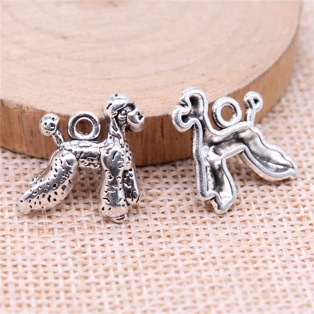 21x18mm 2.39g Antique Silver Zinc Alloy Poodle Dog Charm Pendant for DIY Jewelry Making
