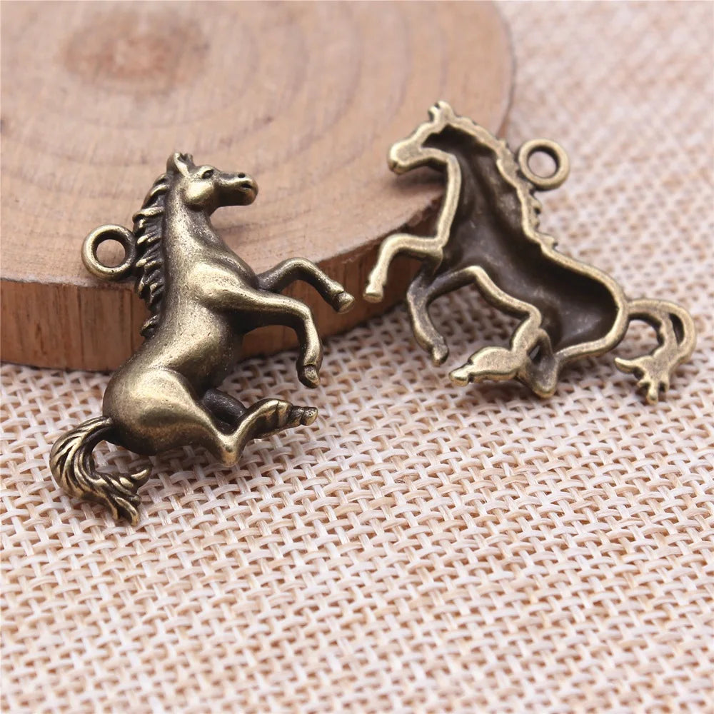 30x22mm 3.5g Multicolor zinc alloy Horse charm pendant for necklace bracelet DIY jewelry making
