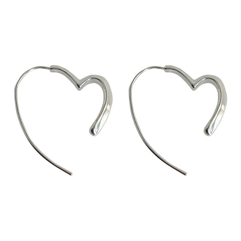 Minimalist Silver Smooth Copper Hollow Heart Hoop Earrings For Women Commuter Fashion Jewelry