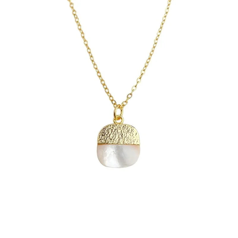 18K Gold Plated Copper Shell Geometric Square Pendant Necklace Light Luxury Clavicle Chain