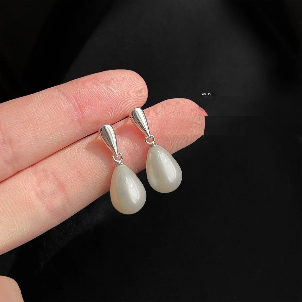 French Vintage Teardrop Pearl Drop Earrings Copper Minimalist Elegant Commuter Jewelry