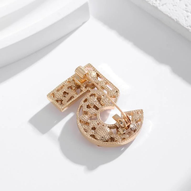 Elegant Number 5 Rhinestone Alloy Brooch Vintage Gold Tone Lapel Pin For Women's Suit Accessory Gift