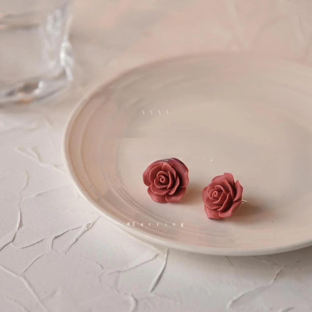 French Vintage Resin Rose Flower Stud Earrings Elegant 3D Floral Hong Kong Style Jewelry