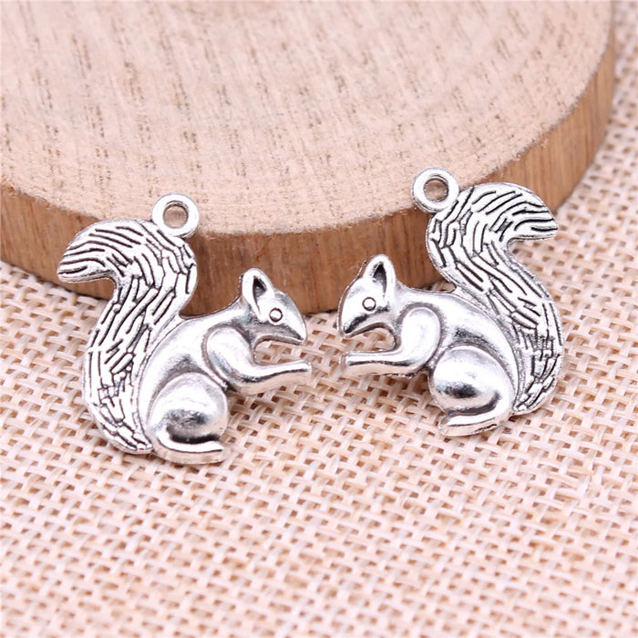 21x21mm 2.5g Zinc Alloy Squirrel Charm Pendant for DIY Necklace Bracelet Jewelry Making