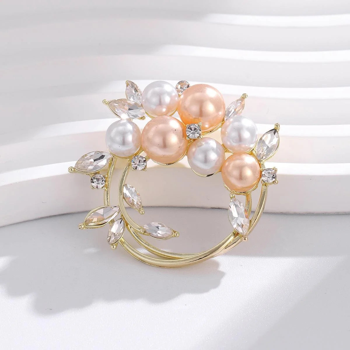 Elegant Pearl Rhinestone Floral Wreath Brooch For Women, Gold Alloy Lapel Pin Corsage Shawl Suit Accessory Gift
