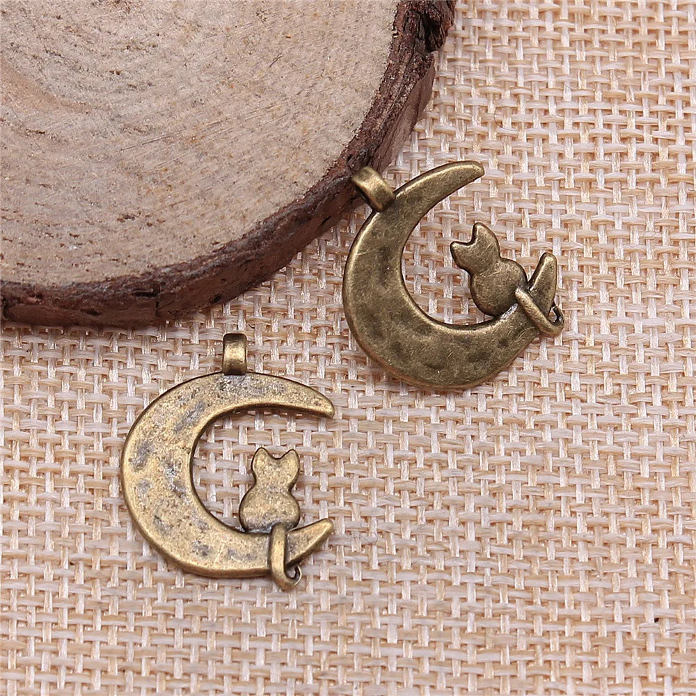 22x18mm 1.6g Multicolor Zinc Alloy Moon Cat Charm Pendant for Necklace Bracelet Jewelry Making