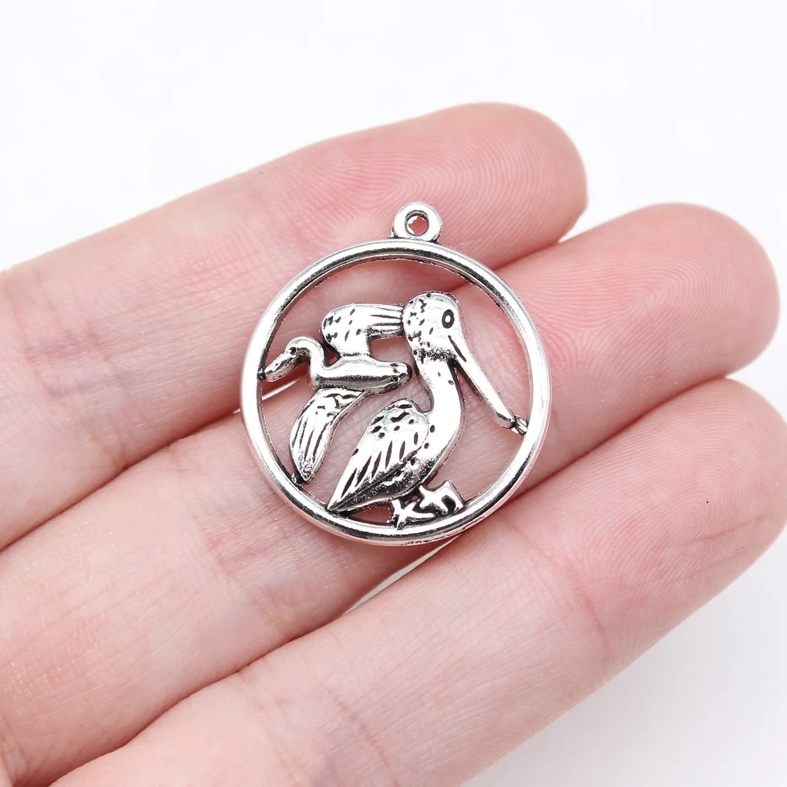 25x22mm 1.8g Antique Silver Zinc Alloy Pelican Bird Charm Pendant for DIY Necklace Bracelet Making