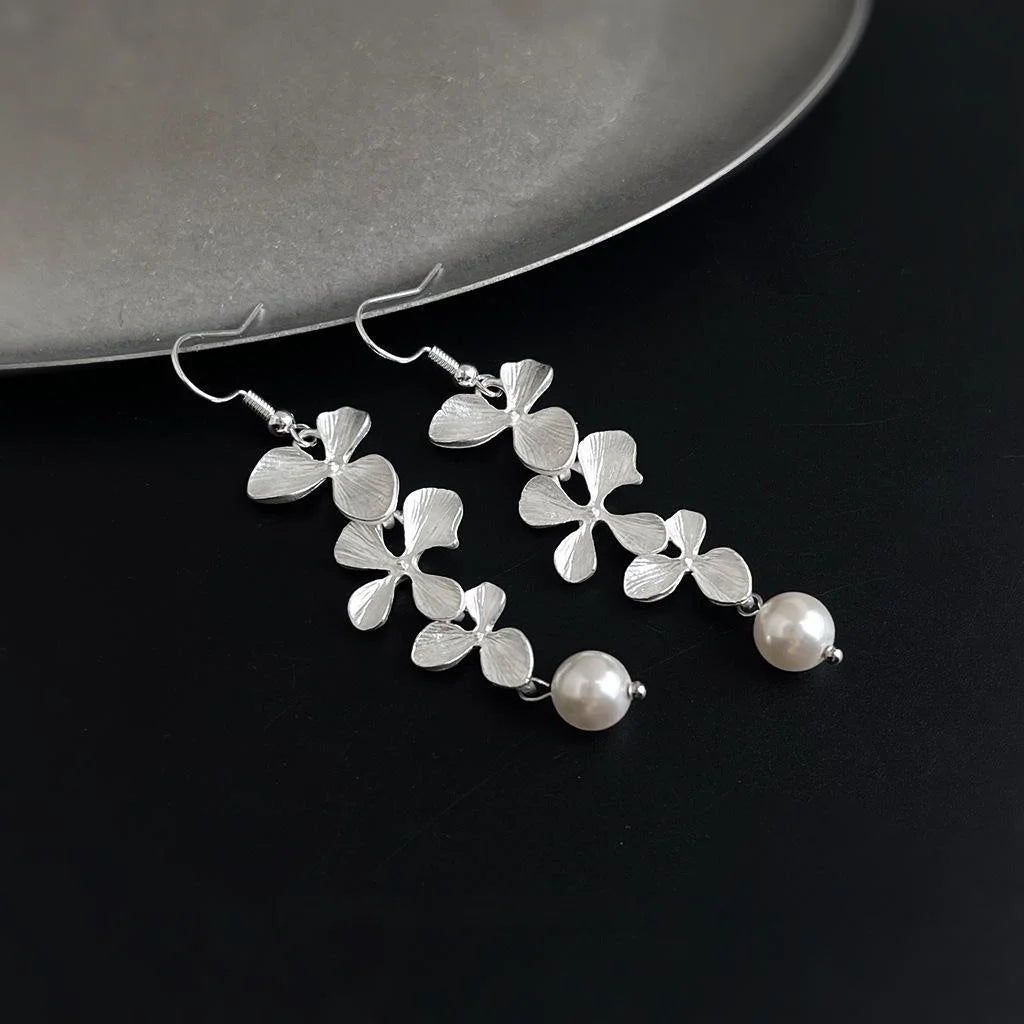 Vintage Silver Metal Flower Tassel Drop Earrings With Glass Pearl Petal Geometric Design