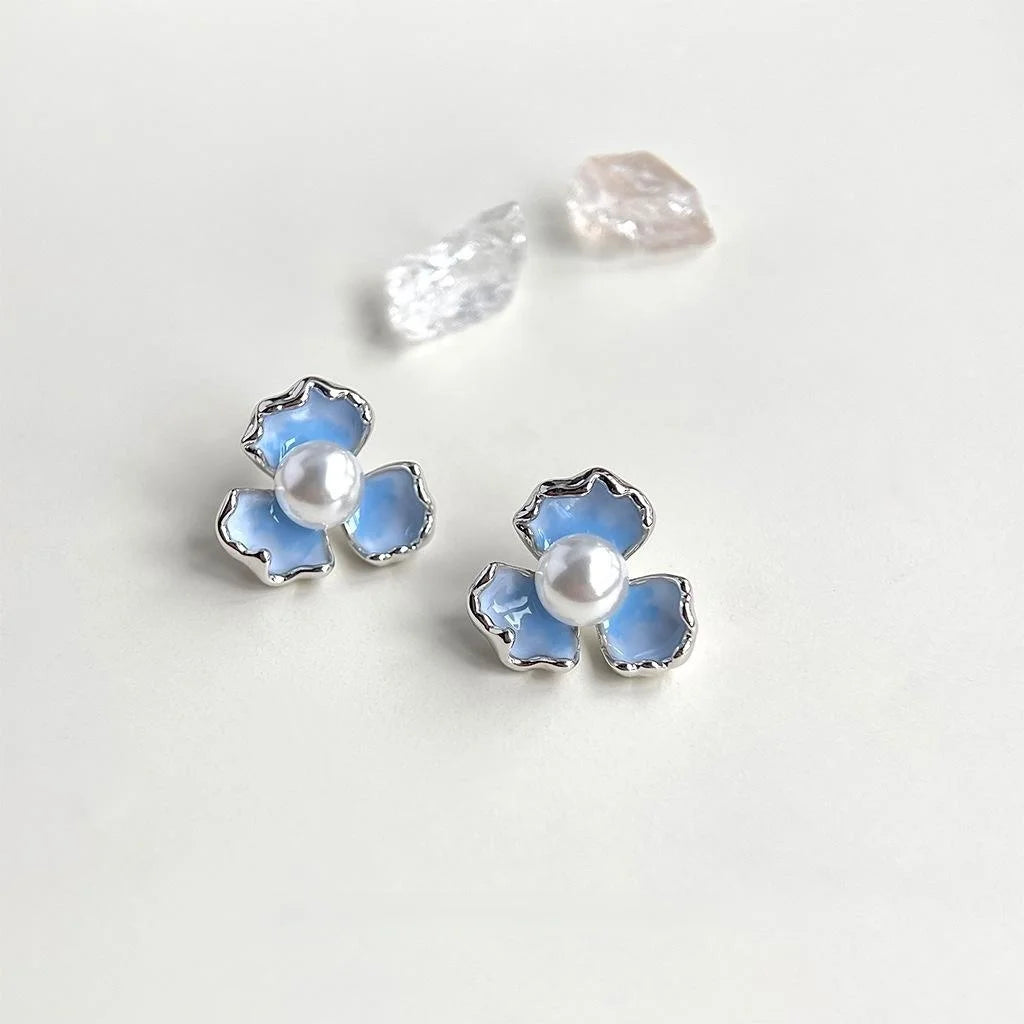 Sweet Forest Style Gradient Light Blue Iris Flower Copper Pearl Stud Earrings