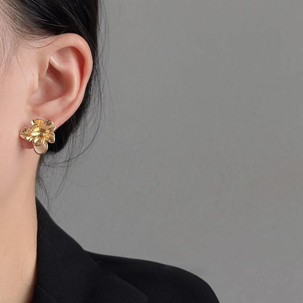 14K Plated Copper Flower Glass Cat Eye Stone Stud Earrings Light Luxury 3D Floral Jewelry