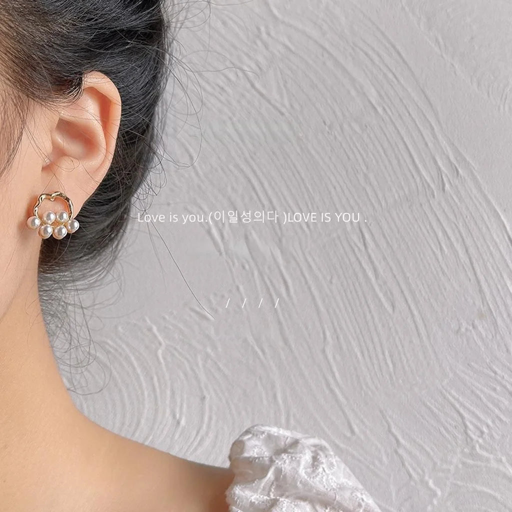 French Vintage Copper Hollow Geometric Pearl Stud Earrings Minimalist Textured Round Jewelry