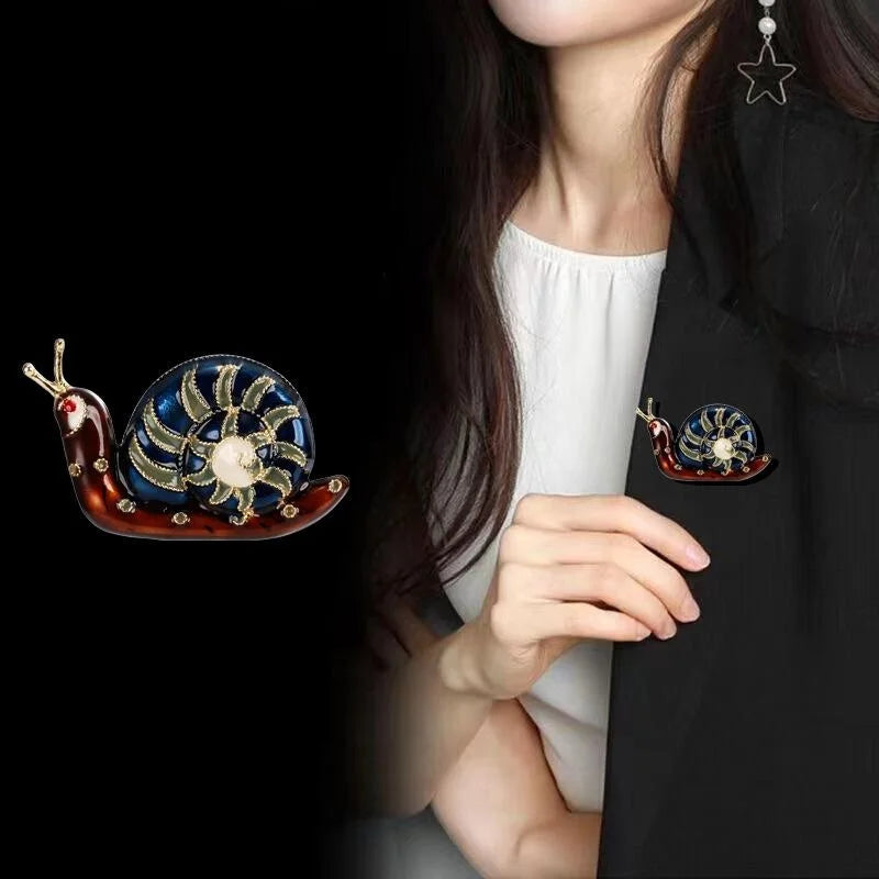 Luxury Enamel Snail Brooch With Gold Tone Alloy Shell, Elegant Animal Lapel Pin Suit Accessory Gift
