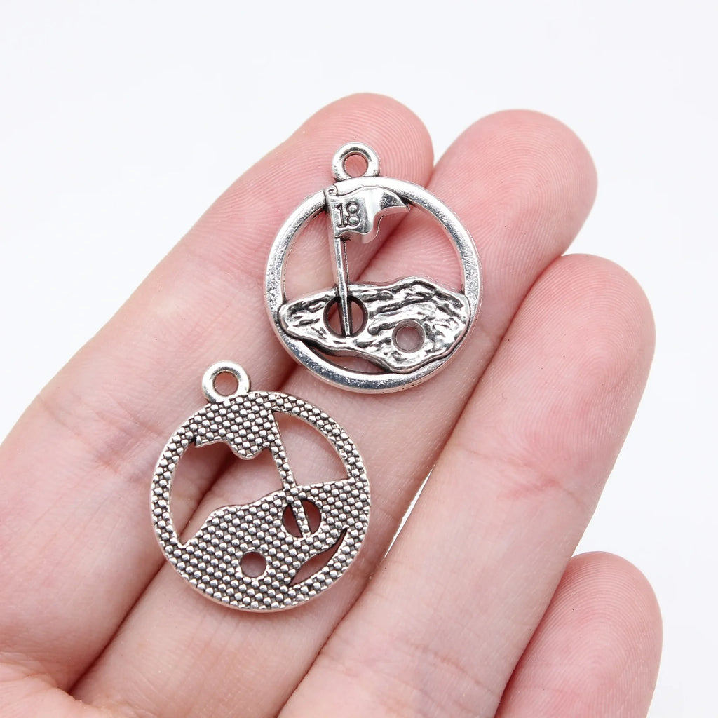 22x19mm 2.4g Antique Silver Zinc Alloy Golf 18 Hole Flag Charm Pendant for Sports Jewelry Making
