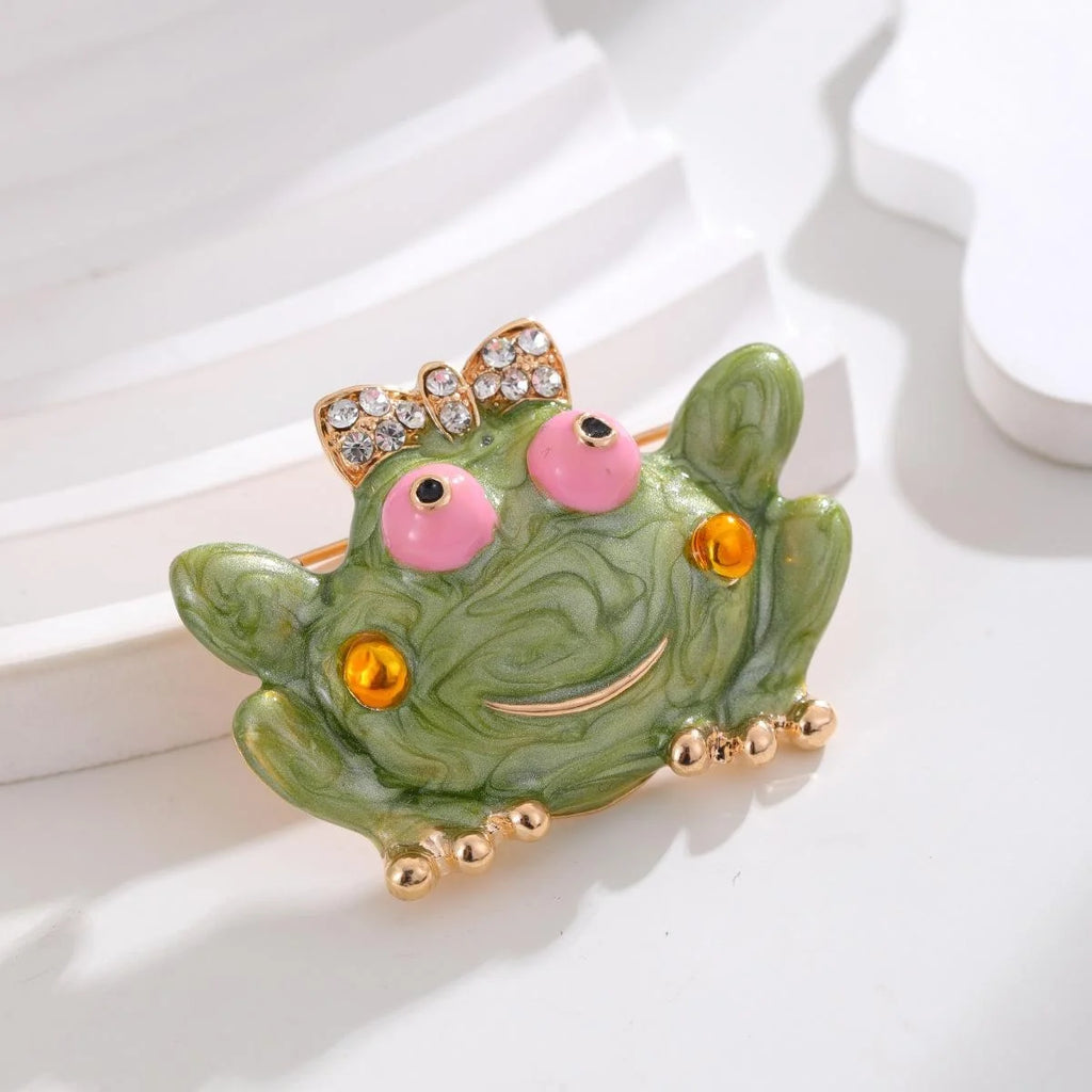 Cute Green Frog Brooch With Rhinestone Bow Enamel Alloy Lapel Pin For Suit Accessory Gift
