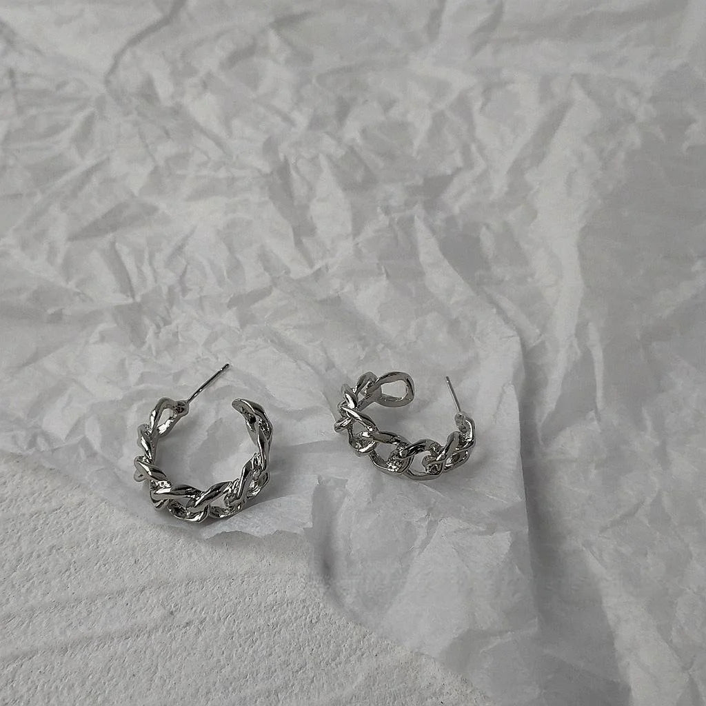 Sweet Cool Alloy Drop Earrings With Silver Plated Pins And Chamfered Square Chain Design