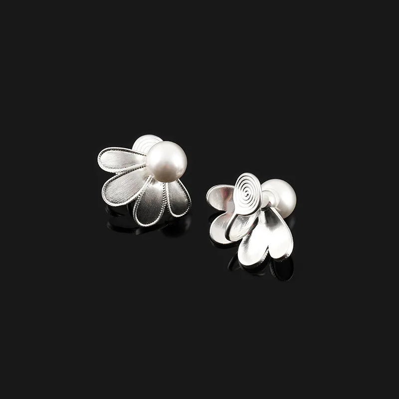 Elegant Pearl Brushed Alloy Petal Flower Stud & Clip On No Piercing Women's Fashion Earrings