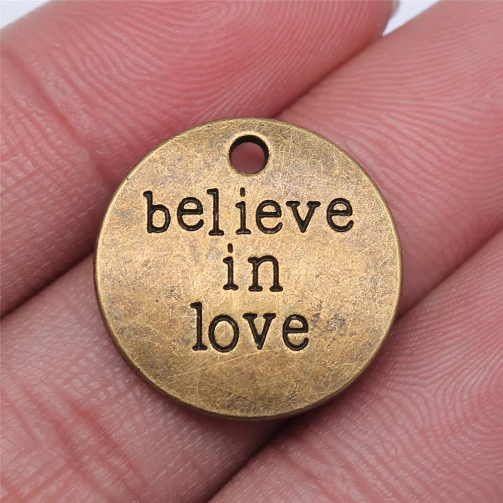 20mm 3g Multicolor Zinc Alloy Believe in Love Word Letter Charm Pendant for DIY Bracelet Necklace