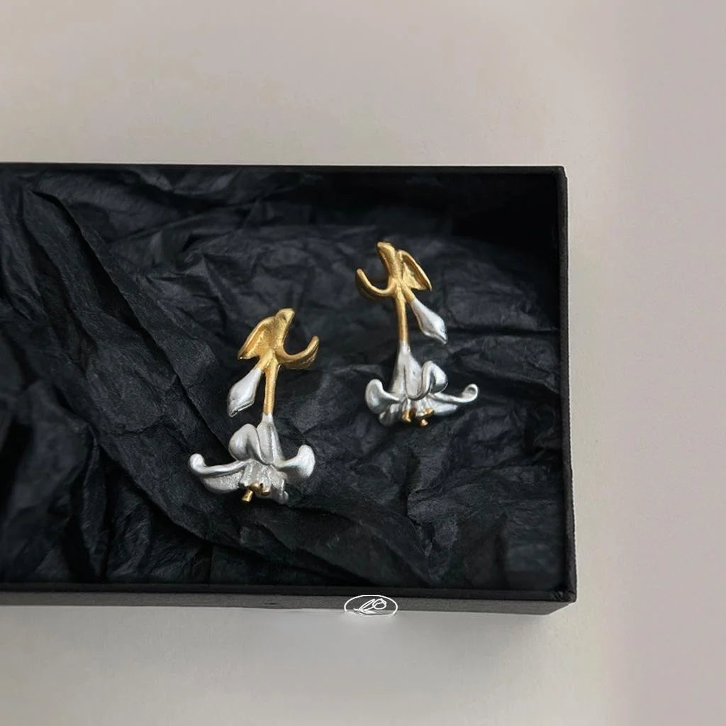 Two Tone Sandblasted Copper Iris Flower Drop Earrings Sweet Floral Jewelry