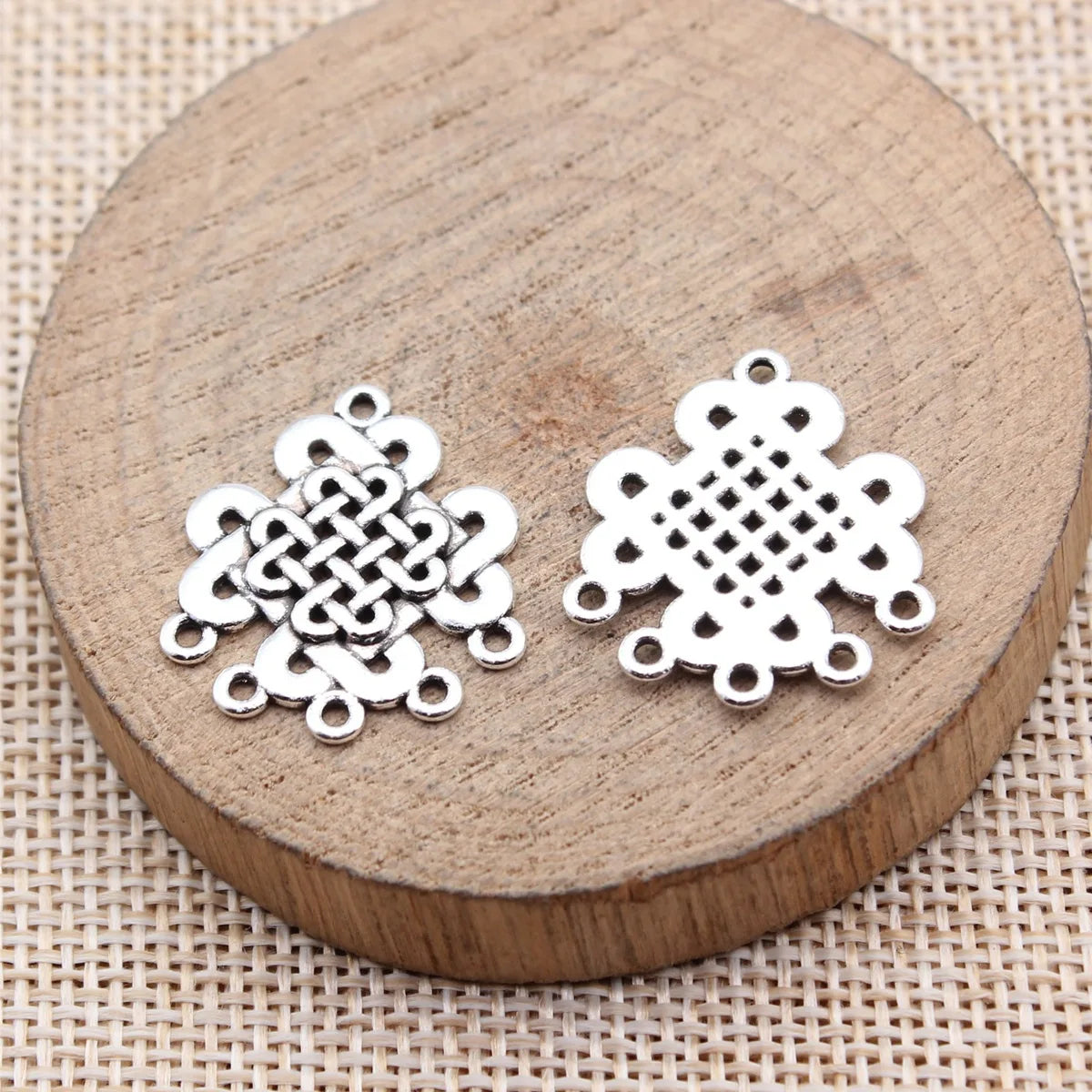 24x21mm 2.2g Antique Silver Zinc Alloy Chinese Knot Connector Charm for DIY Earrings Jewelry