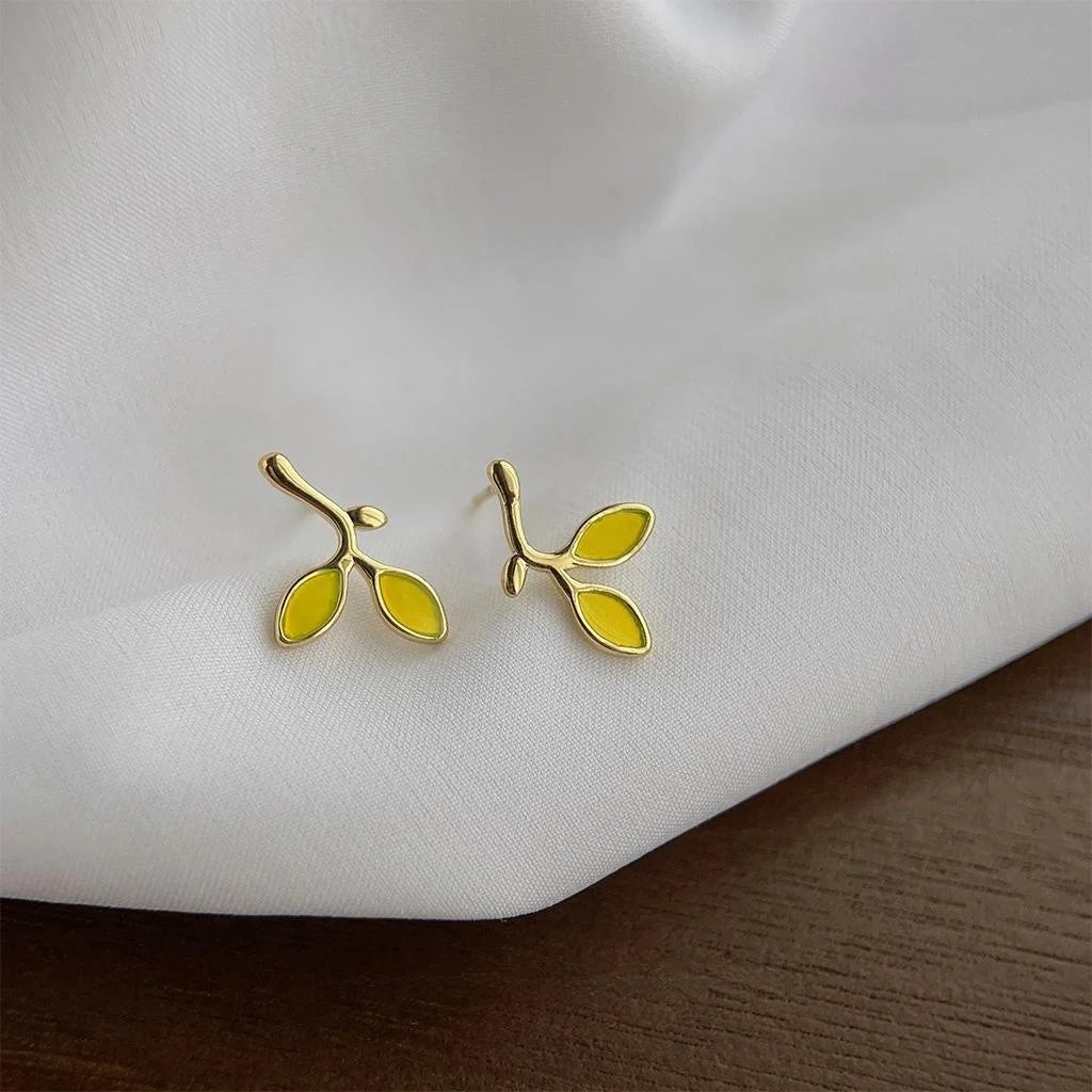 Fresh Green Mini Leaf Enamel Copper Stud Earrings Simple Branch Design Jewelry For Women