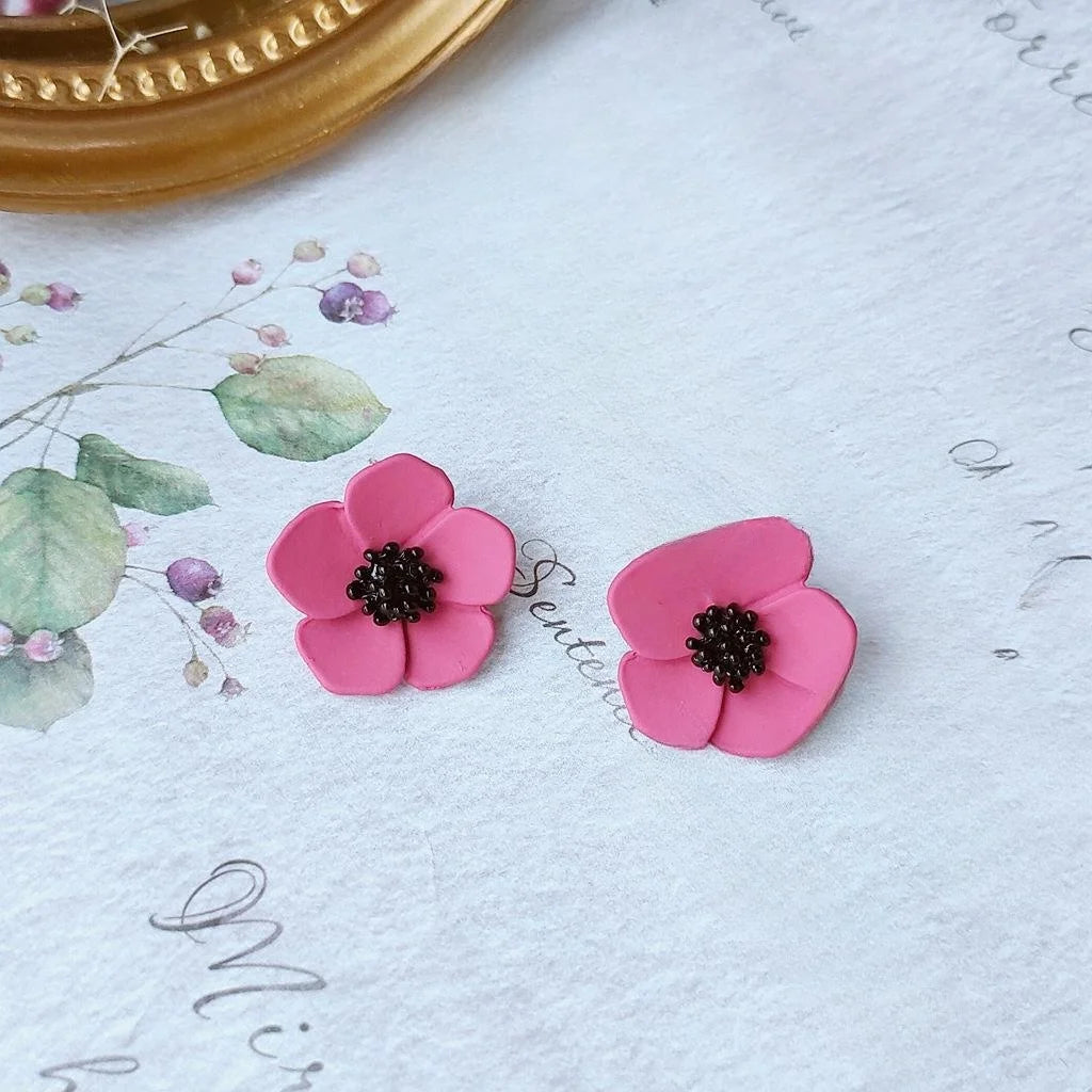 Vintage Small Flower Alloy Stud Earrings With Silver Plated Pins And Enamel Paint For Women