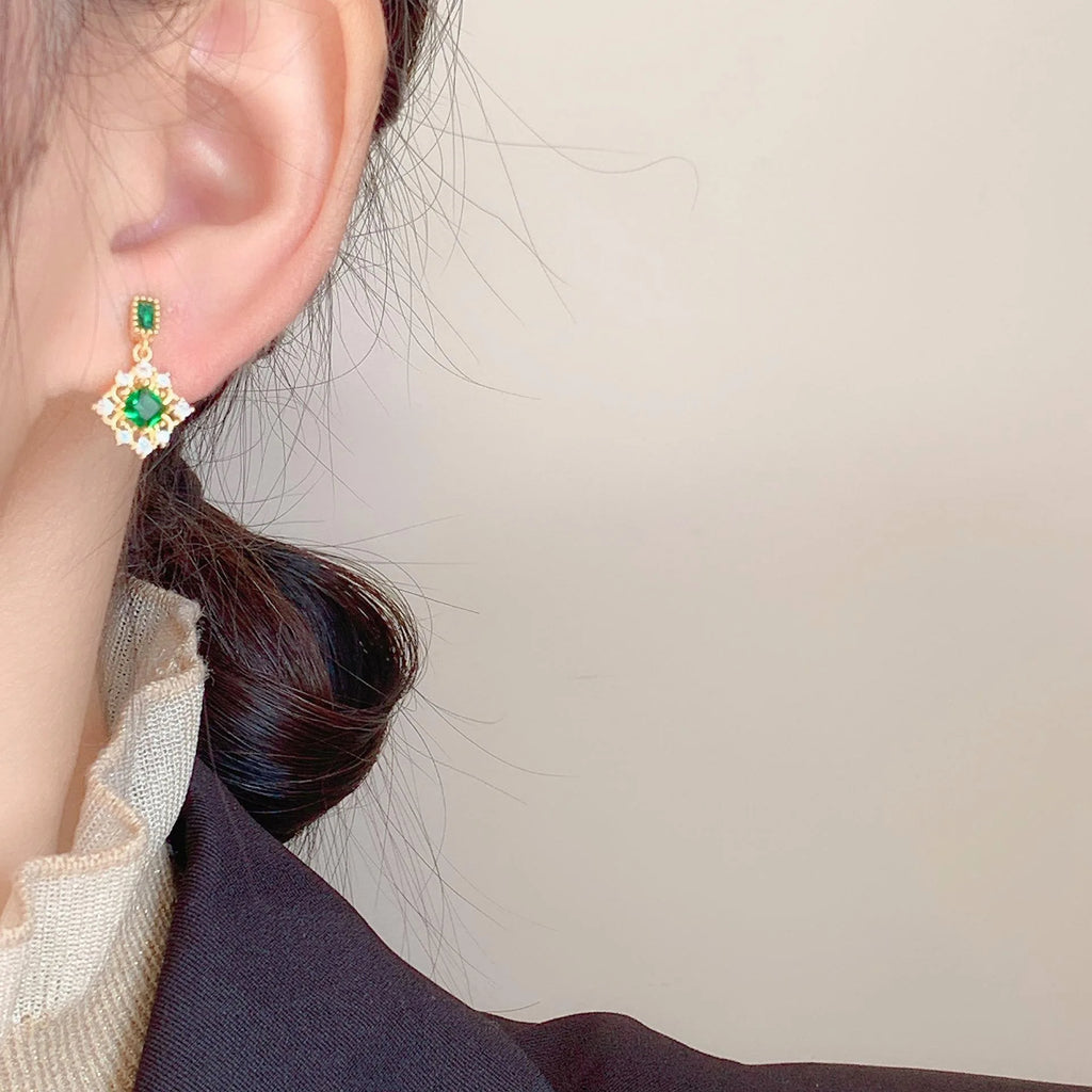 Luxury Green Zircon Spiral Disc Rhombus Drop Stud & Clip On No Piercing Rhinestone Earrings
