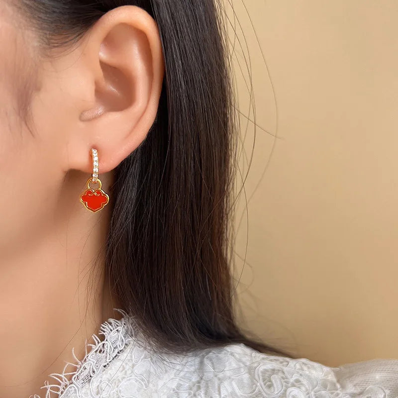 Elegant Red Enamel Cloud Lock Rhinestone Hoop Stud & Clip On No Piercing Chinese Style Earrings