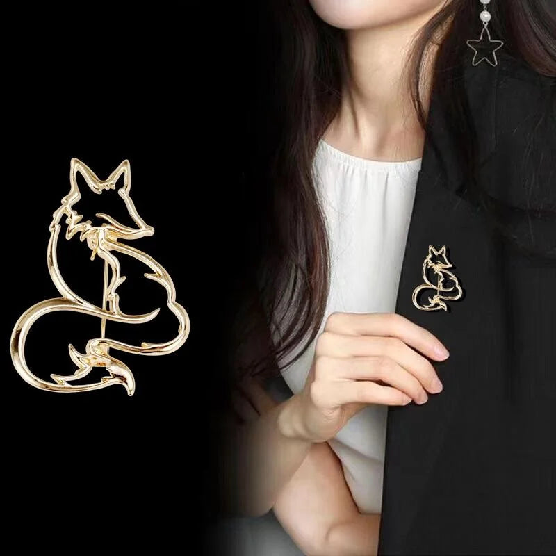 Elegant Hollow Fox Alloy Brooch For Women, Minimalist Gold Lapel Pin Corsage Suit Sweater Accessory Gift