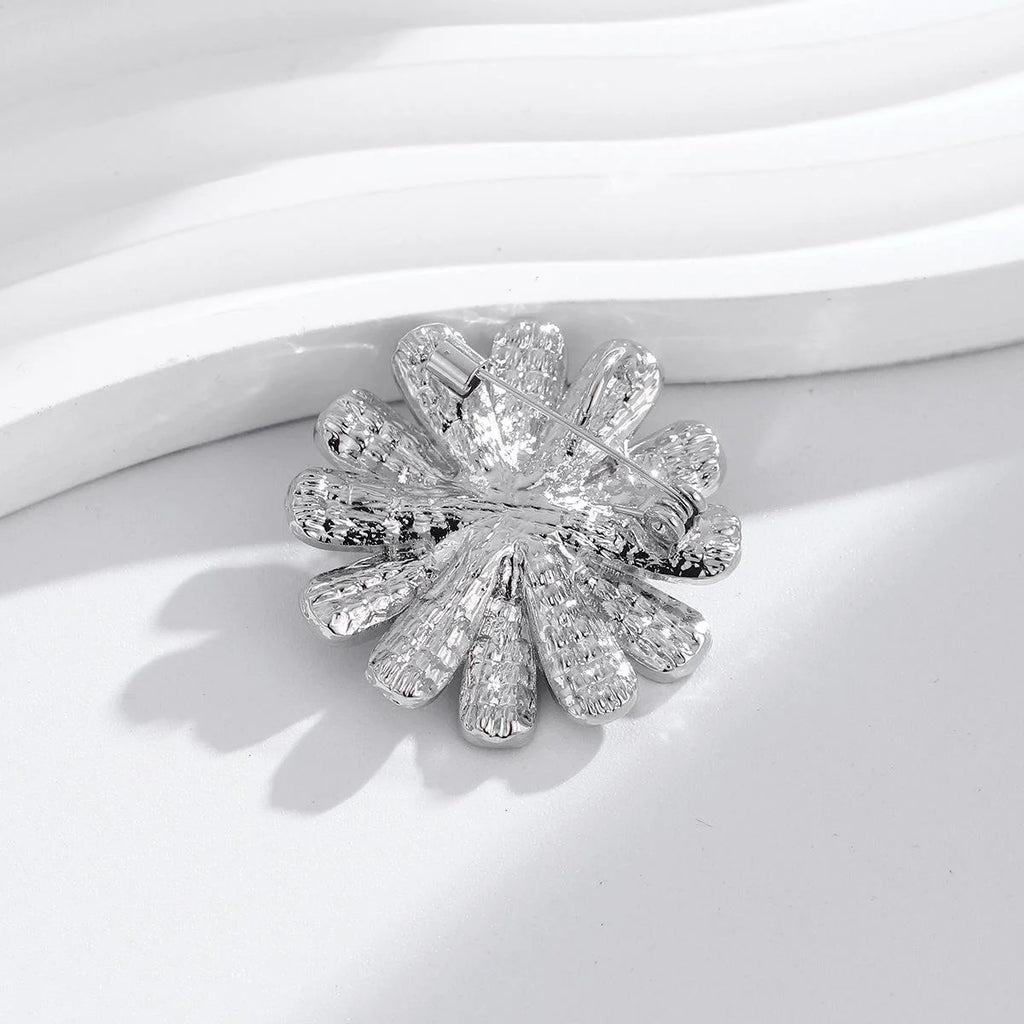 Elegant Full Rhinestone Daisy Flower Brooch Alloy Lapel Pin Corsage For Suits Shirts And Fashion Gifts