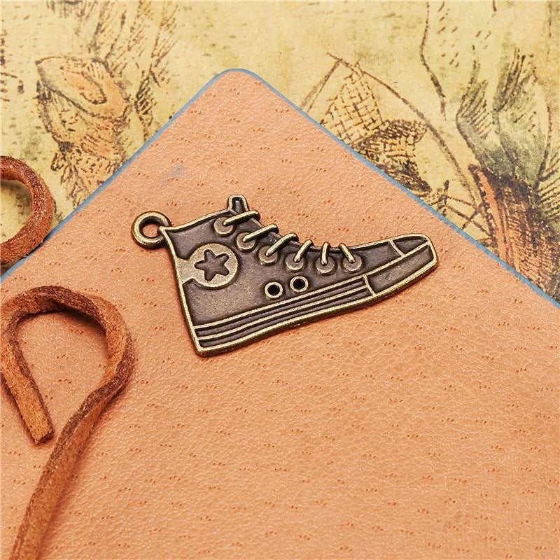 29x18MM Antique Silver Zinc Alloy Sneaker Charm Pendant for DIY Necklace Bracelet Jewelry Making