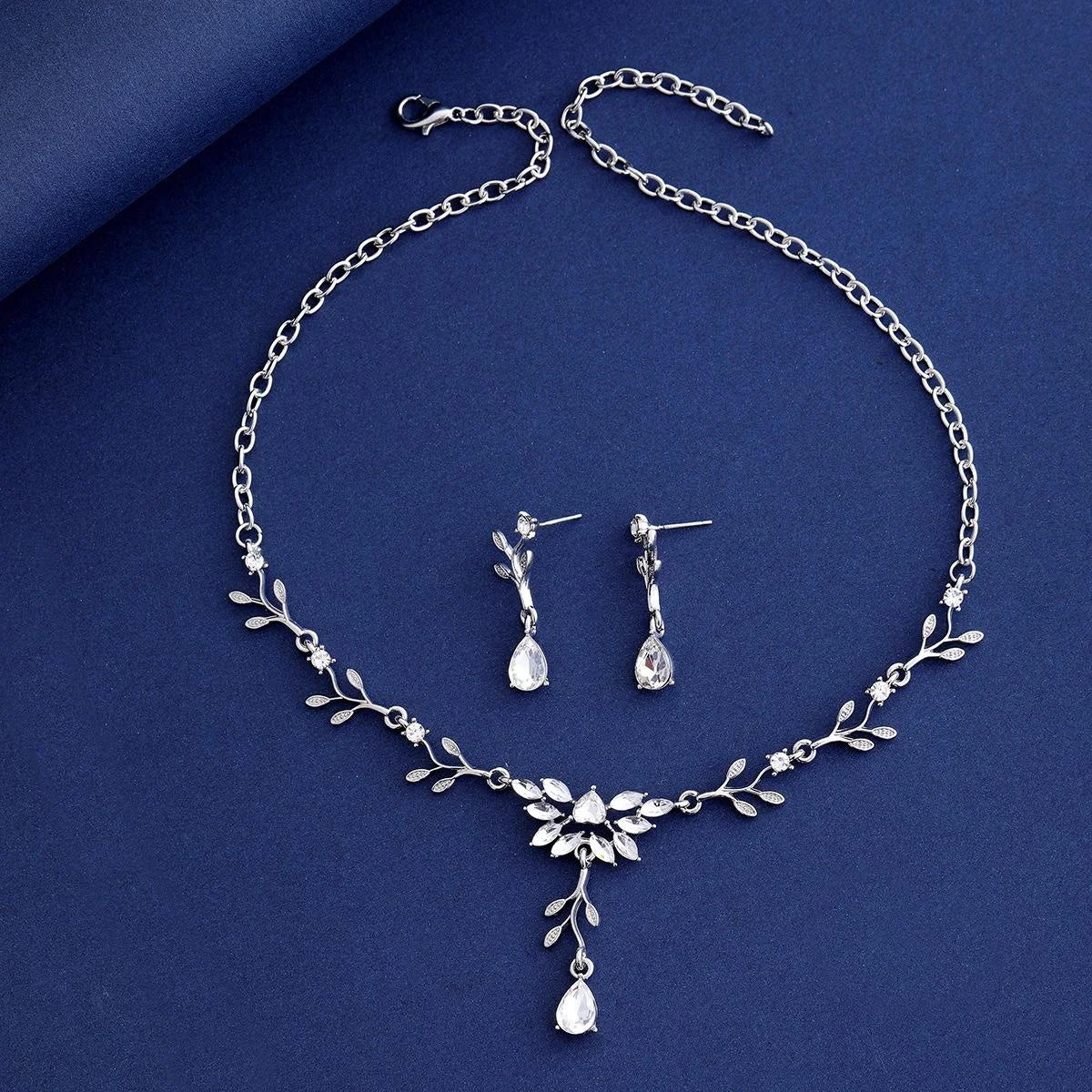 Elegant Silver Alloy Leaf Vine Teardrop Crystal Earrings And Necklace Jewelry Set For Bridal Wedding Party