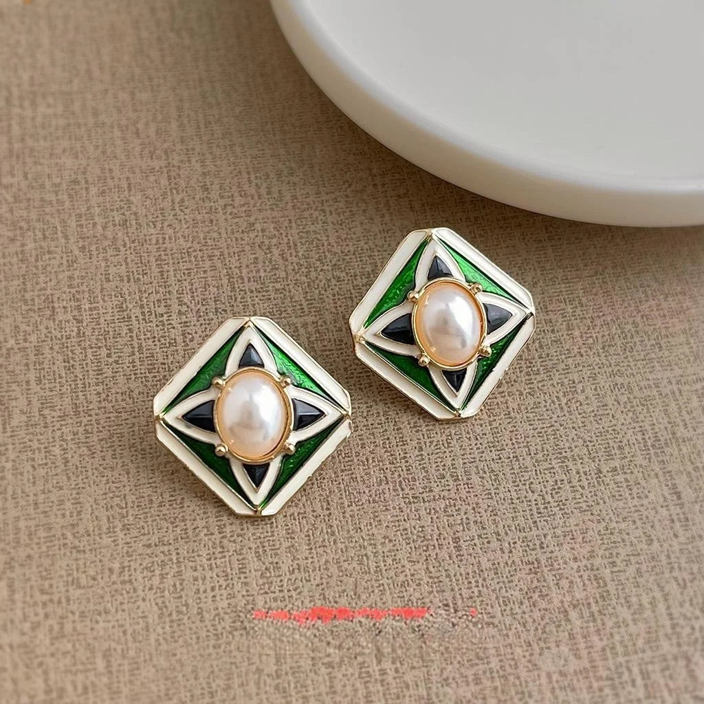 Vintage Geometric Square Pearl Stud Earrings Copper Light Luxury Court Style