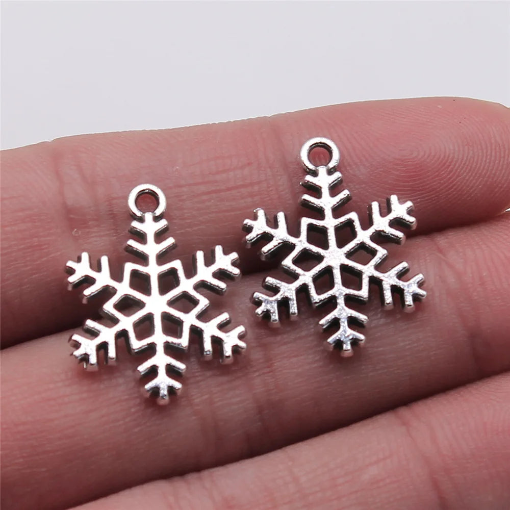 17x22mm 1.6g Antique Silver Zinc Alloy Christmas Snowflake Charm Pendant for DIY Necklace Making