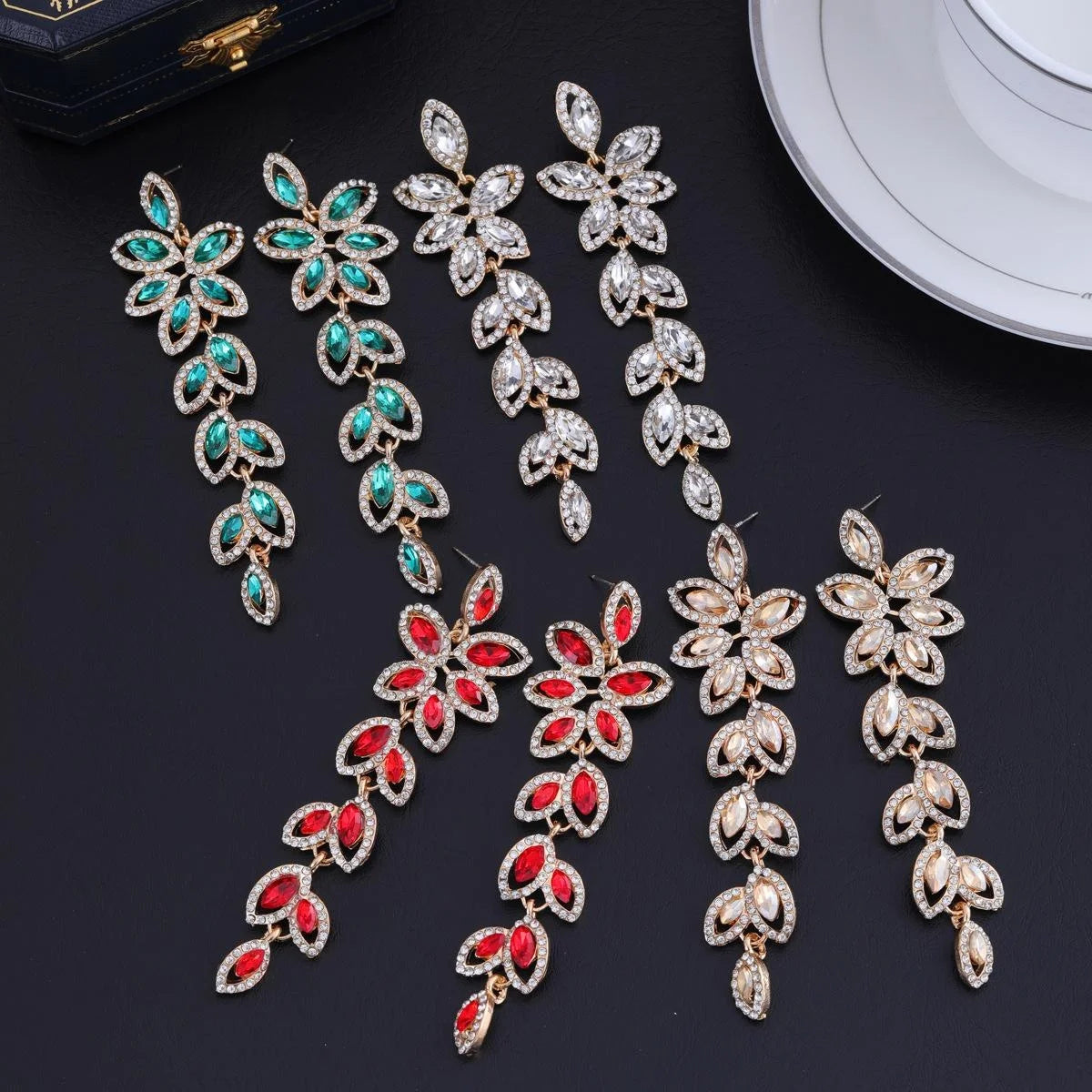 Elegant Green Crystal Leaf Tassel Earrings, Alloy Rhinestone Long Drop Earrings For Wedding Party Gift