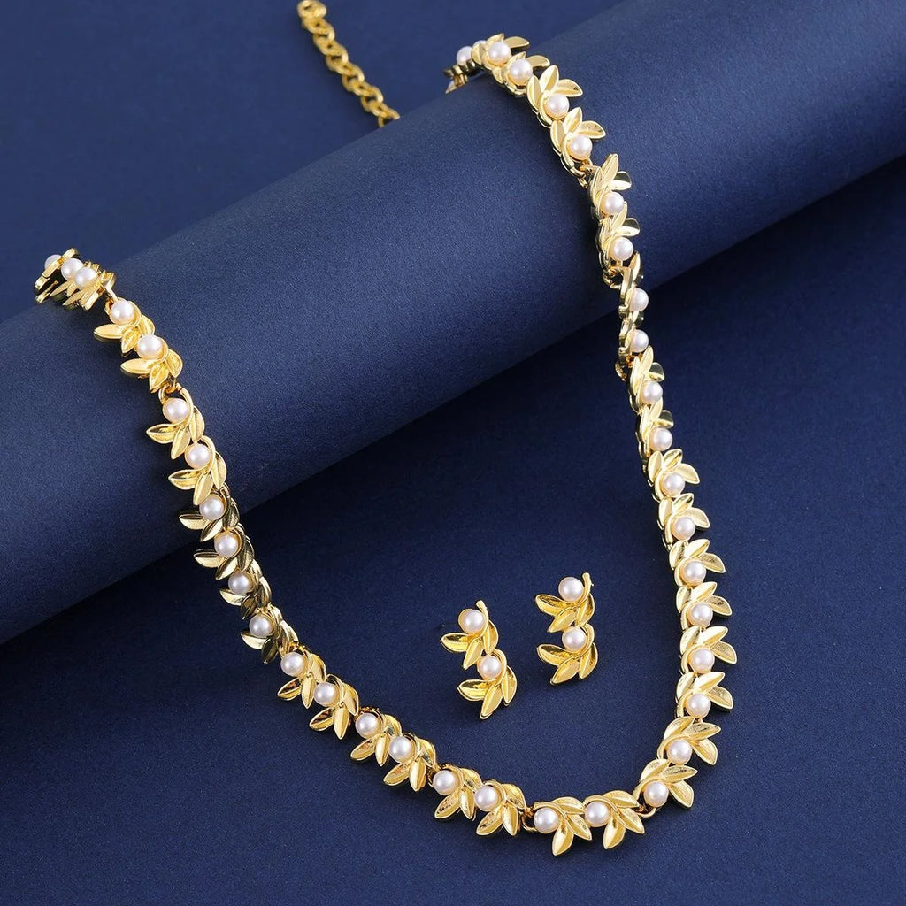 Vintage Gold Alloy Leaf Pearl Necklace And Earrings Jewelry Set Elegant Bridal Jewelry For Wedding Party Gift