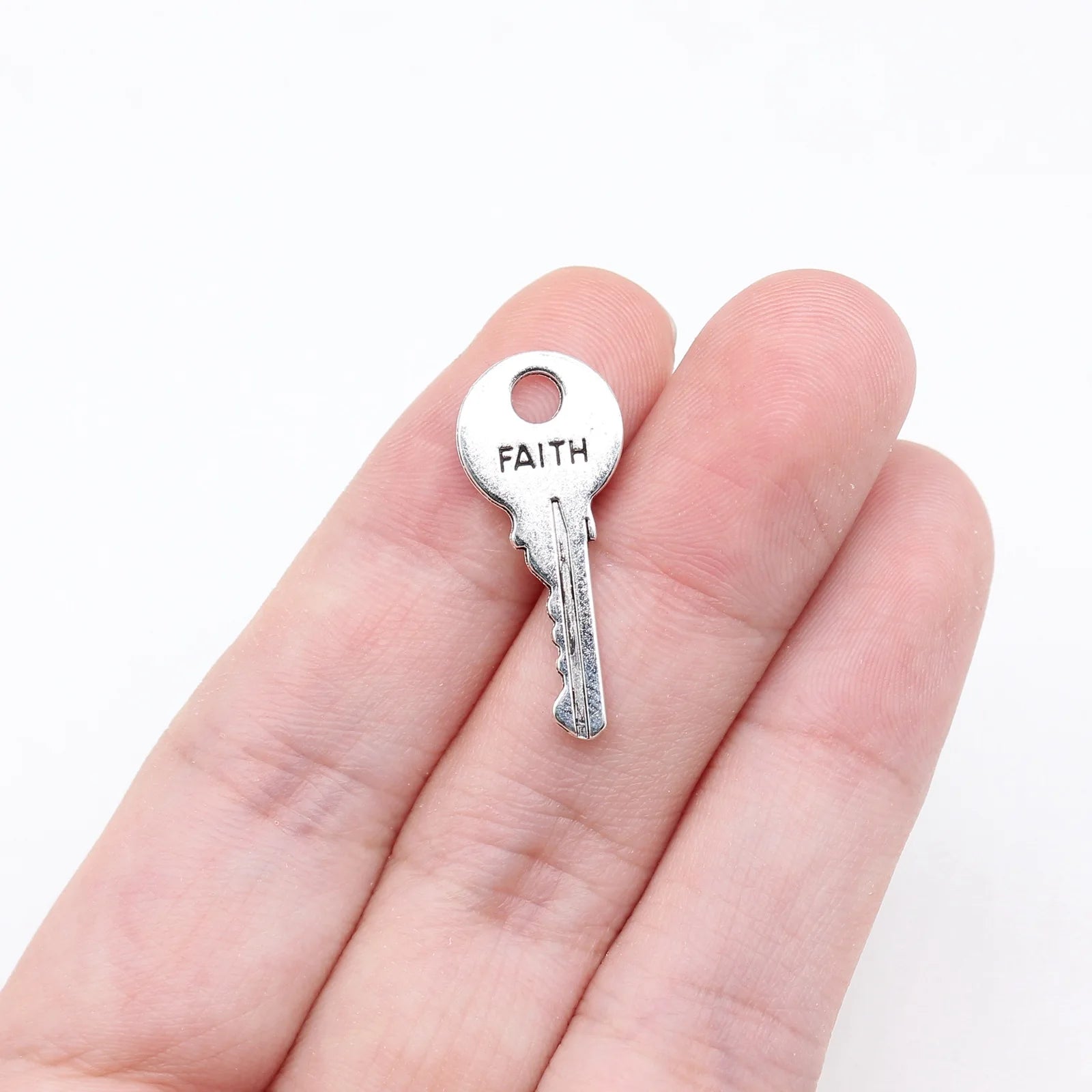 25x11mm 0.83g Antique Silver Zinc Alloy FAITH Key Charm Pendant for Bracelet Necklace Making