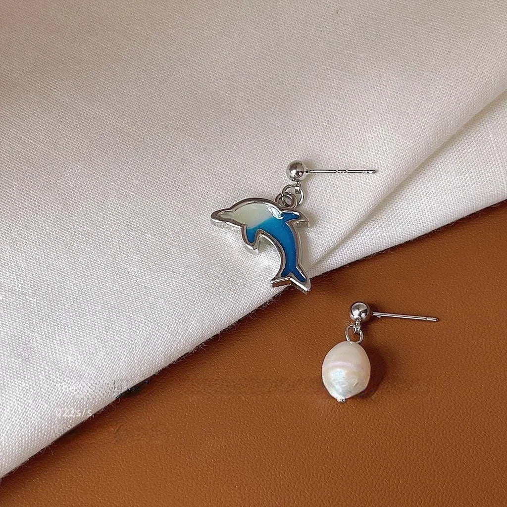 Original Design Copper Silver Plated Freshwater Pearl Asymmetric Dolphin Stud Earrings