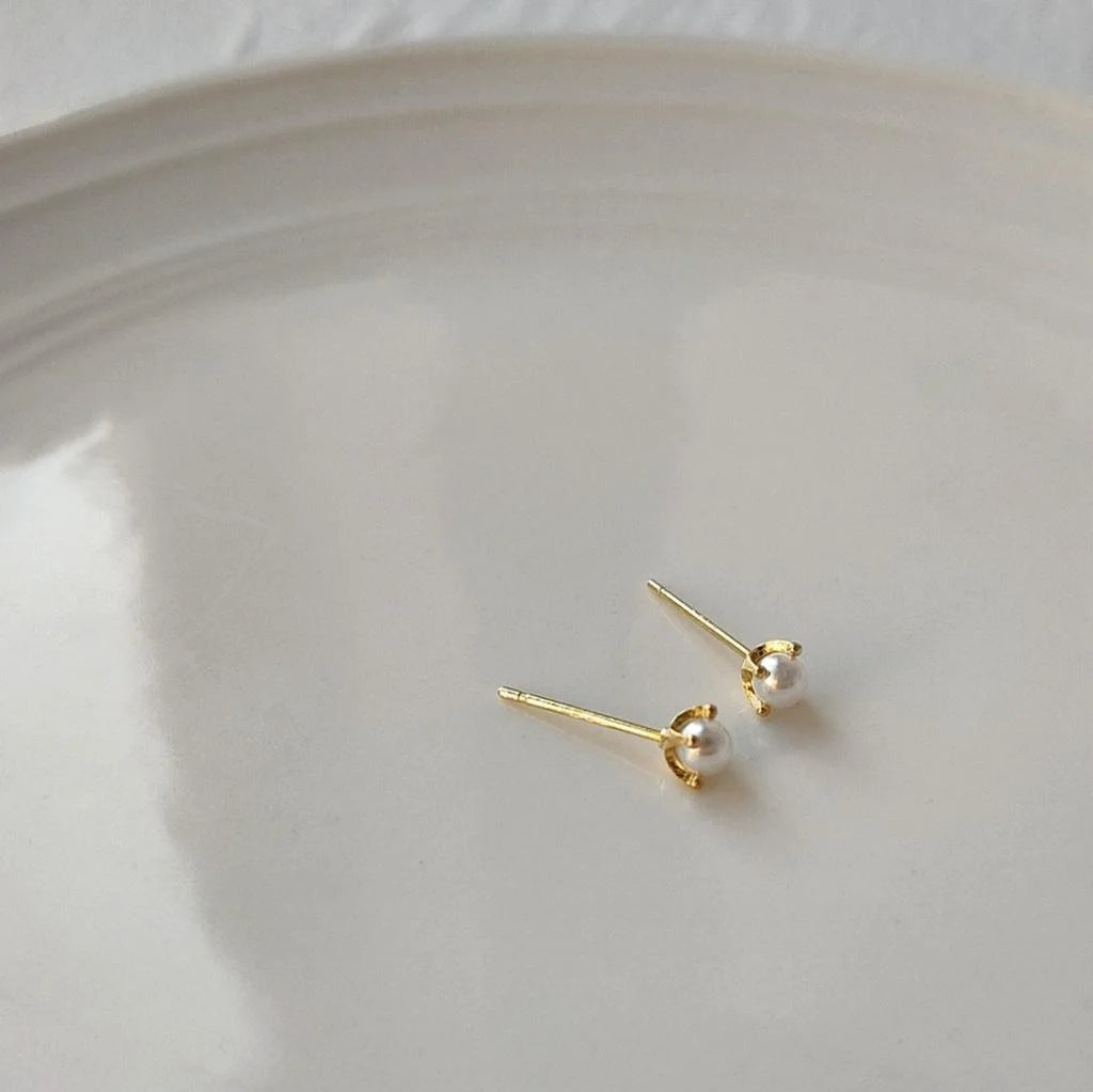 Gold Plated Copper Pearl Stud Earrings Mini Simple Round Geometric Jewelry