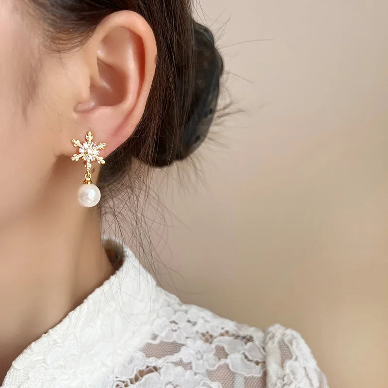 Luxury Snowflake Zircon Starburst Pearl Drop Gold Alloy Stud & Clip On No Piercing Earrings