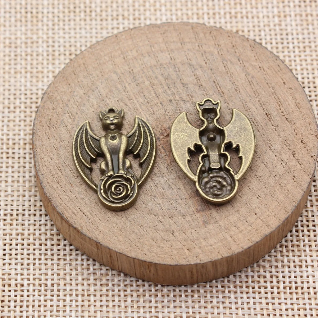 27x19mm 2.8g Multicolor Zinc Alloy Bat Demon Flower Charm Pendant for Gothic DIY Necklace Making