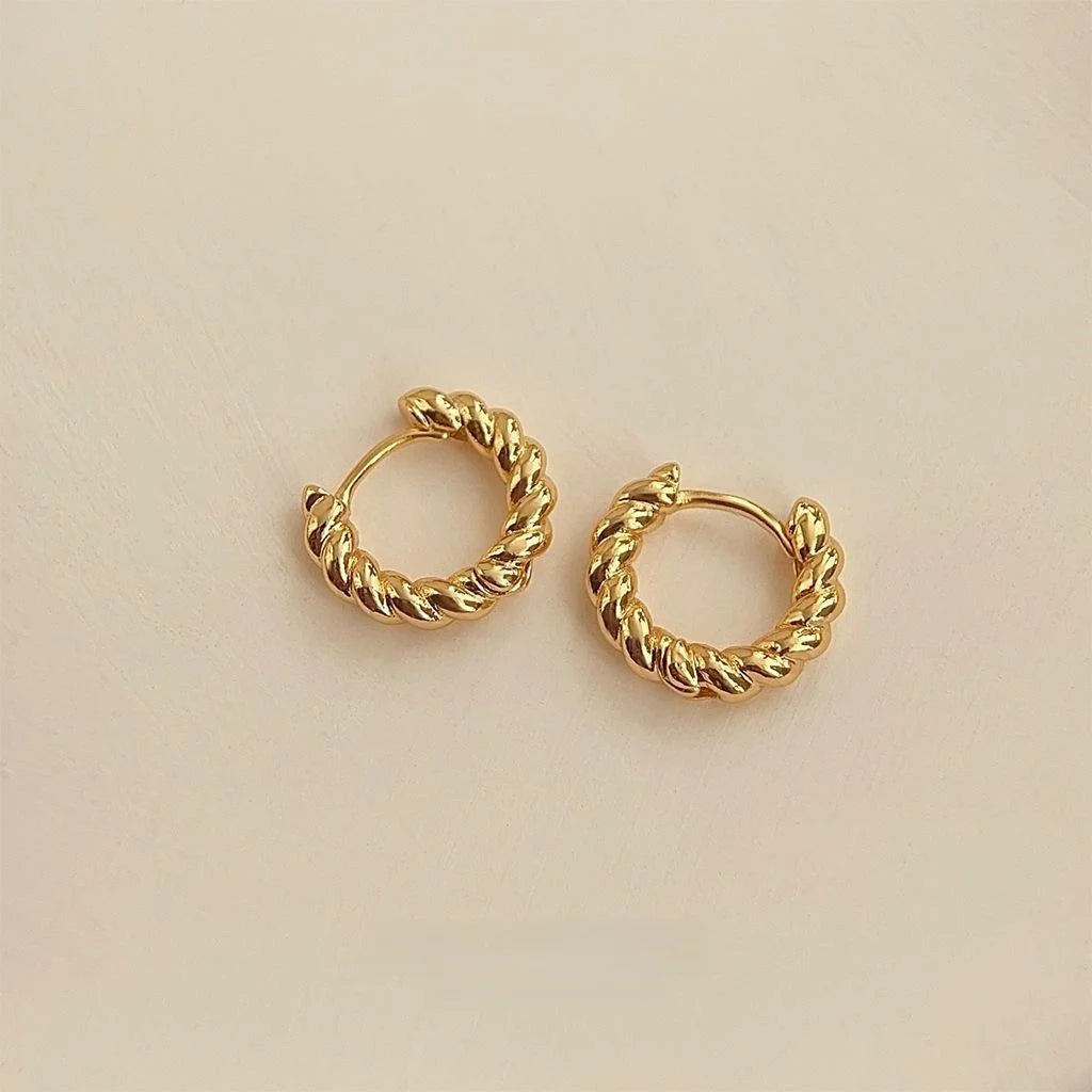 18K Gold Plated Copper Round Stud Earrings Minimalist Geometric Luxury Tarnish Resistant