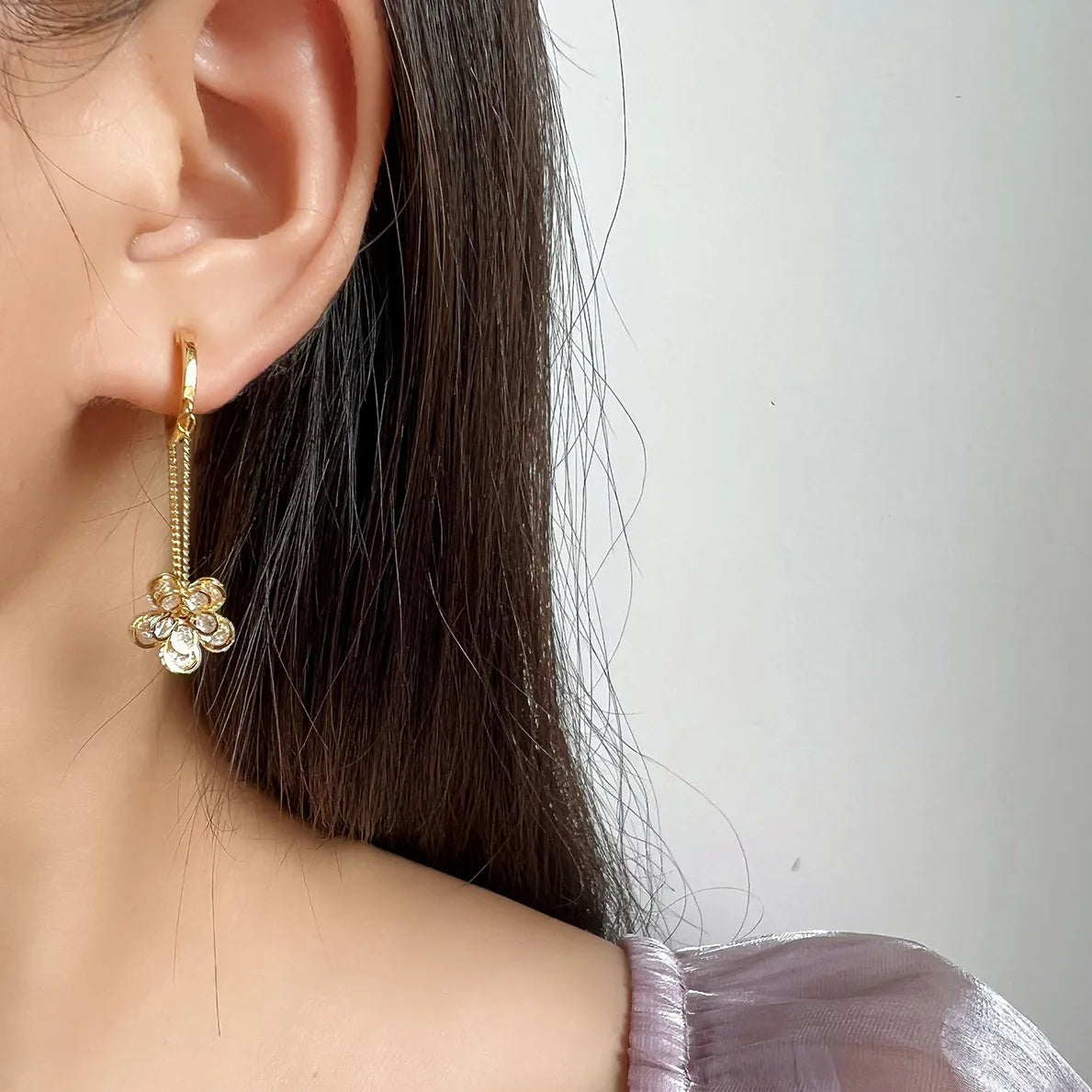 Elegant Zircon Crystal Flower Chain Tassel Hoop Stud & Clip On No Piercing Gold Alloy Drop Earrings